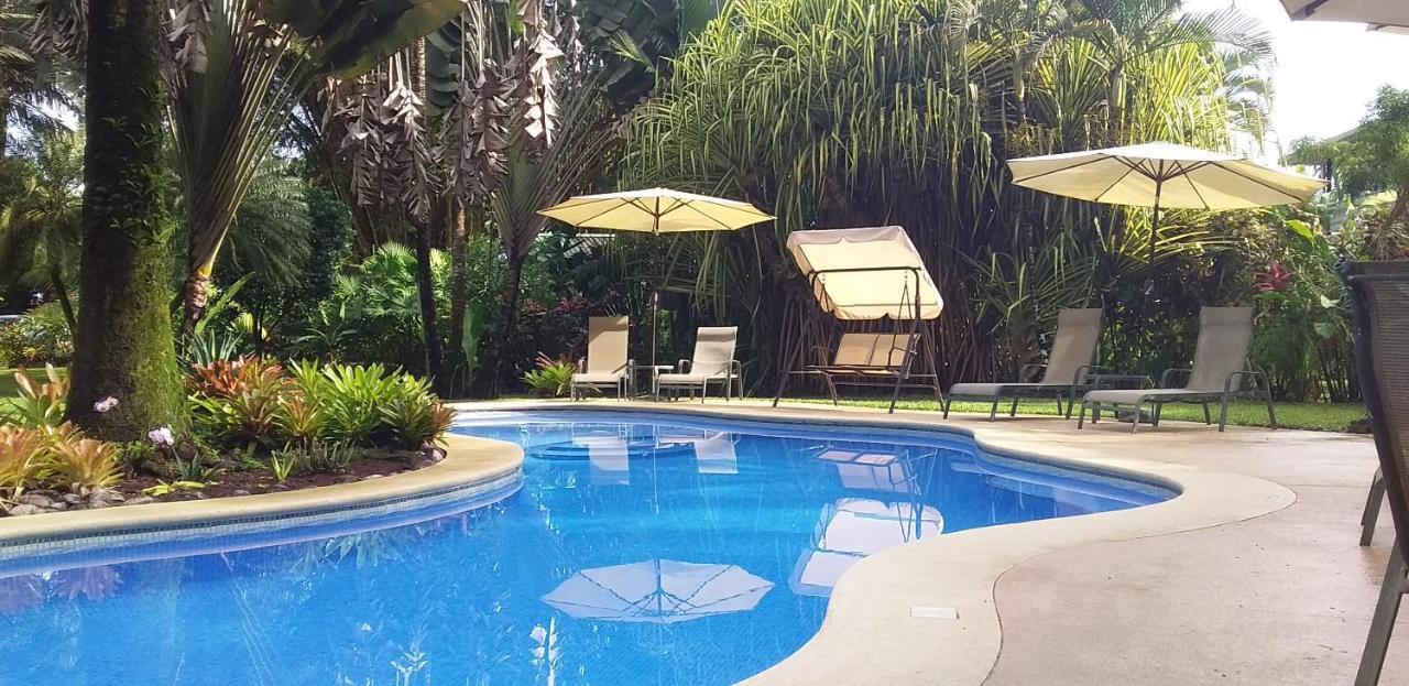 Playa Negra Guesthouse كويتا المظهر الخارجي الصورة