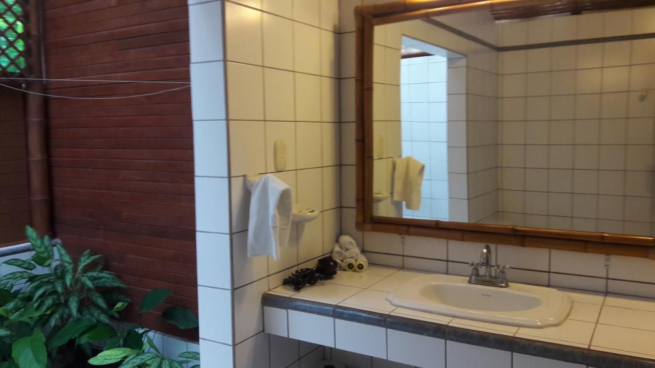 Playa Negra Guesthouse كويتا المظهر الخارجي الصورة